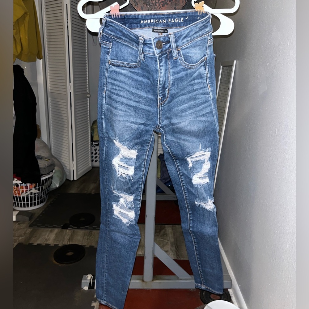 Slim fit skinny jeans. American Eagle.